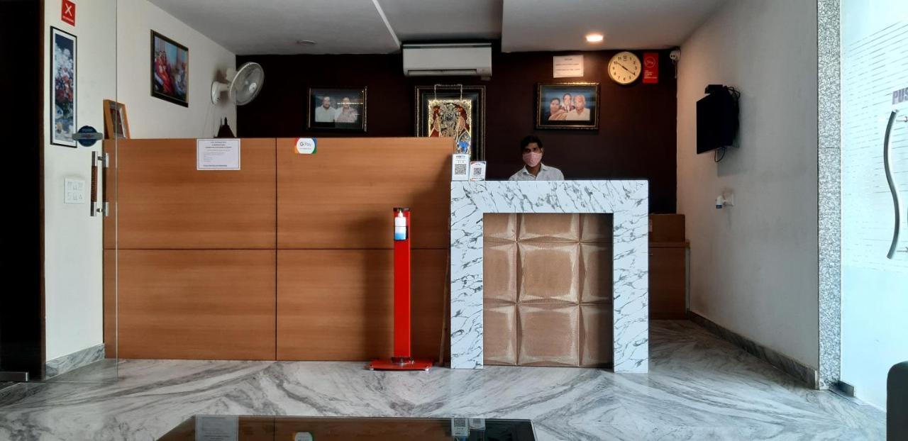 Hotel Sar Kamla Dham Skd Vrindavan Fully Vaccinated Staff Eksteriør bilde