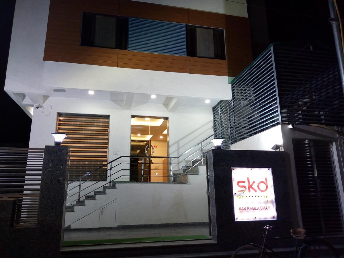 Hotel Sar Kamla Dham Skd Vrindavan Fully Vaccinated Staff Eksteriør bilde