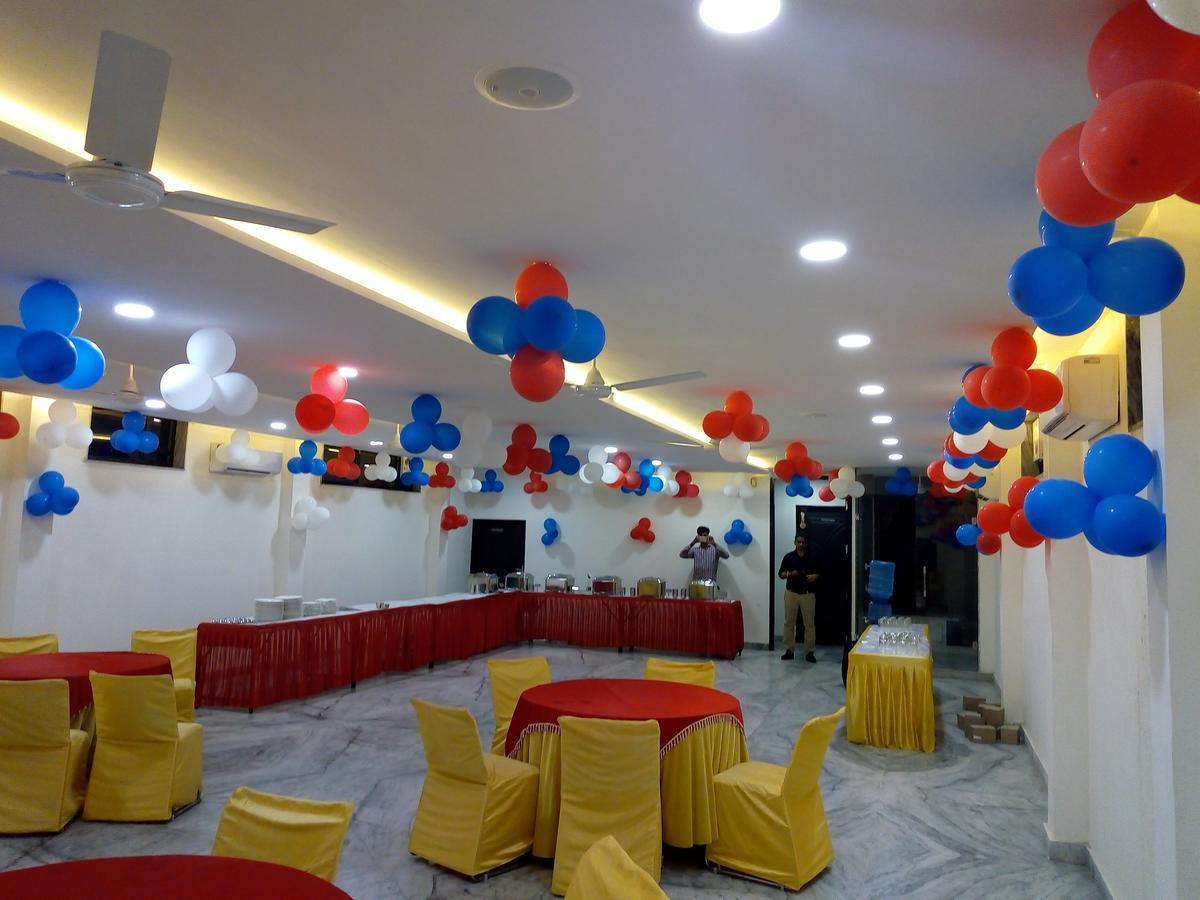 Hotel Sar Kamla Dham Skd Vrindavan Fully Vaccinated Staff Eksteriør bilde